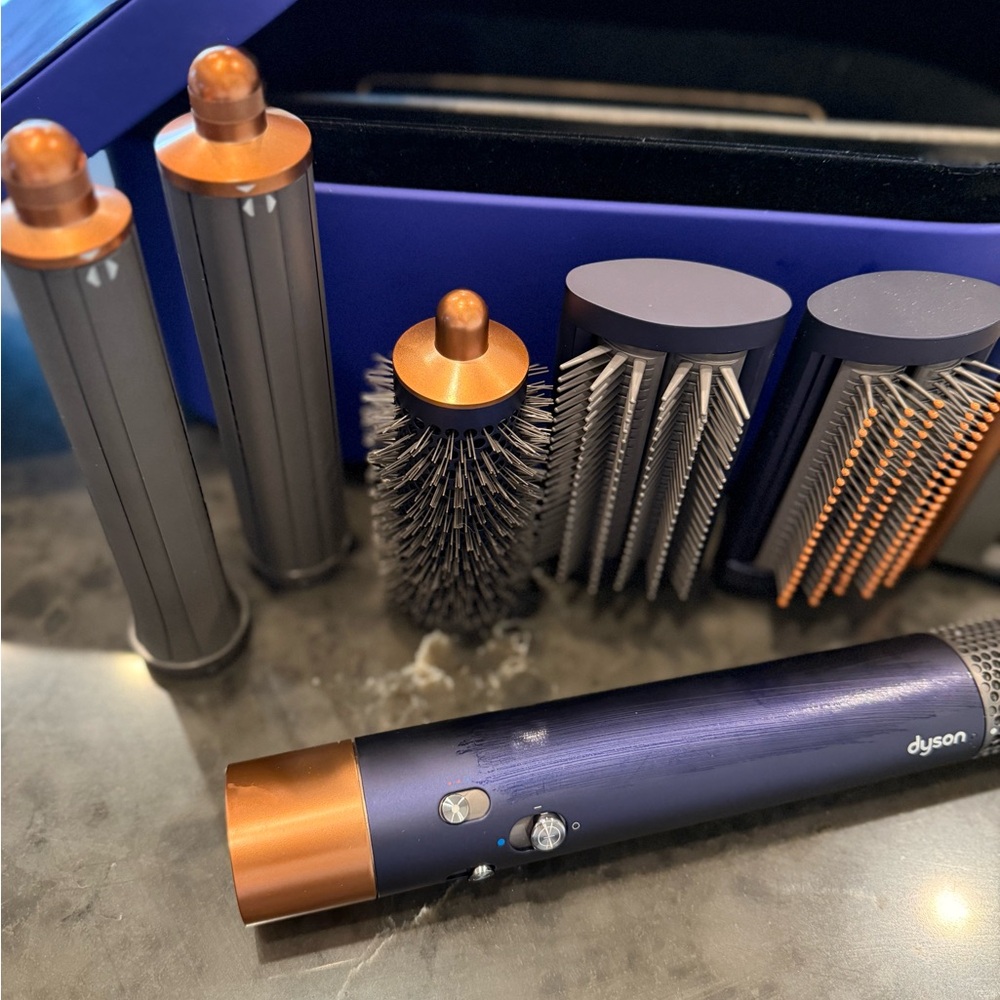 Dyson Grooming Tools Blue and Orange Multi-Styler